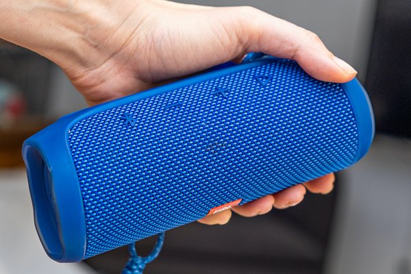 Pourquoi l'enceinte Bluetooth jbl flip essential 2 ?